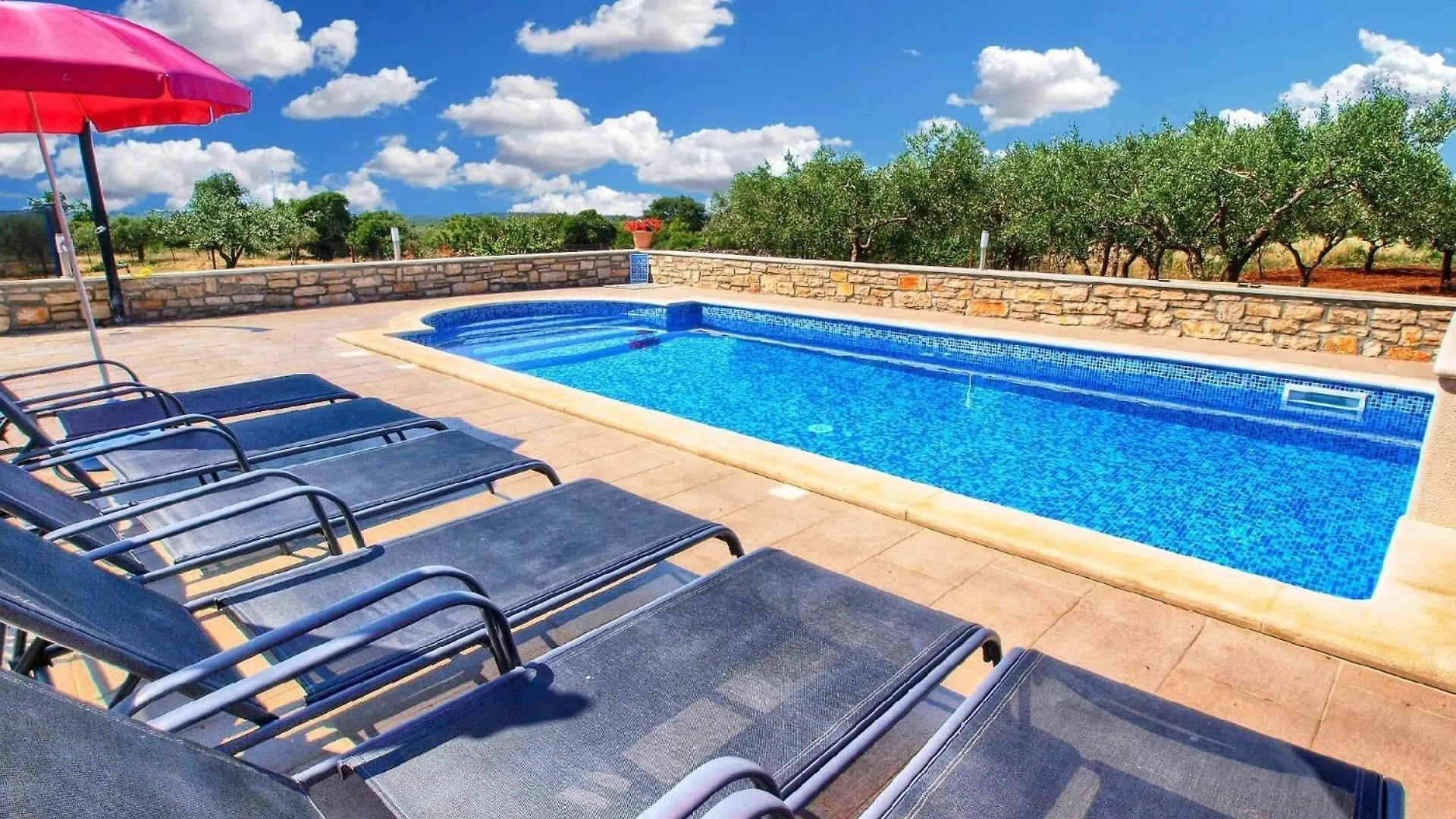 Ferienwohnung Fuer 8 Personen Ca 120 Qm In Galizana, Istrien Istrische Riviera